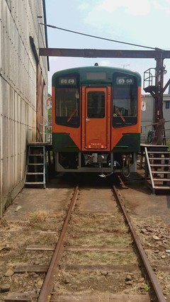 ローカル電車